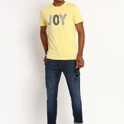 Lee Men Yellow Printed Slim Fit T-shirt image 5