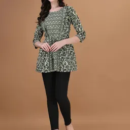 Kinjo Floral Printed Regular sleeves Cotton Top-picture-42