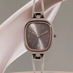 Titan Women Bracelet Style Analogue Watch 2604QM01-picture-11