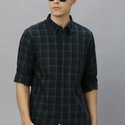 Roadster Men Navy Blue & Green Checked Pure Cotton Casual Sustainable Shirt-image-69