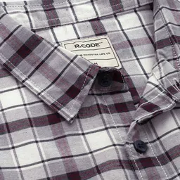 r.code by the roadster life co. R Code by The Roadster Life Co Men Opaque Checked Casual Shirt image 2