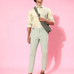 Mast & Harbour Men Light Green Solid Mid-Rise Regular Trousers image 4