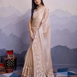 VAIRAGEE Floral Embellished Sequinned Saree image 3