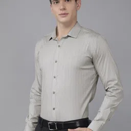 van heusen V Dot Men Grey Skinny Fit Striped Formal Shirt image 4