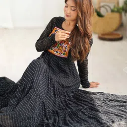 TextileNow Printed & Embroidered Flared Maxi Dress image 3