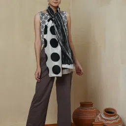 Fabindia White & Black Printed Stole image 2