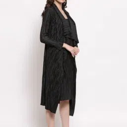 Lela Black Full Sleeves Shrug image 4