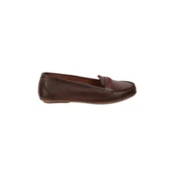 mochi Women Synthetic Leather Loafer Shoes image 4