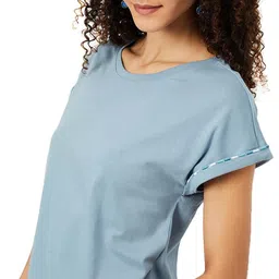 max Women's Solid Regular Fit T-Shirt image 1