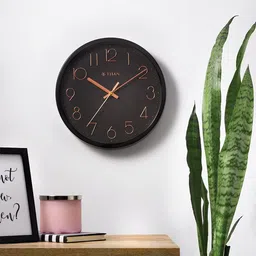 Titan Plastic Contemporary Wall Clock with Silent Sweep Technology, 30.8 X30.8 Cm (Medium), Analog, Black image 2
