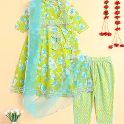 The Magic Wand Cotton Woven Three Fourth Sleeves Floral Printed Kurti & Salwar With Dupatta Set - Green-picture-24