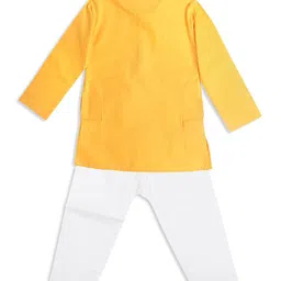 Vastramay Full Sleeves Solid Kurta & Pajama Set - Yellow image 4