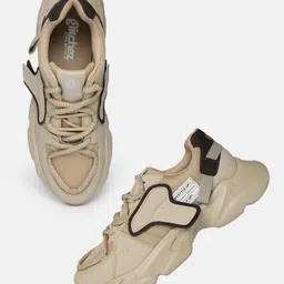 glitchez Men Chunky Sole Sneakers-picture-38