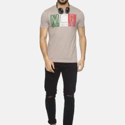 Masculino Latino Grey Cotton Regular Fit Printed T-Shirt image 5