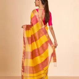 Taneira Yellow Woven Design Saree image 2