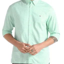 Tommy Hilfiger Seagrass Mint & Optic White Checks Regular Fit Shirt-image-35