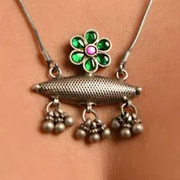 Jaypore Silver Lobster Claw Necklace image 3