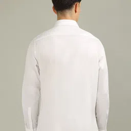 Arrow Men Textured Spread Collar Pure Cotton Satin Italian Elegance Formal Shirt image 4