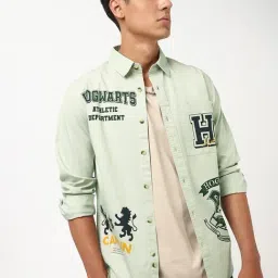 Bewakoof Green Regular Fit Graphic Printed Casual Shirt-image-10
