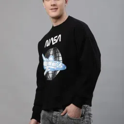 Free Authority Black Loose Fit Nasa Printed Sweatshirt image 3