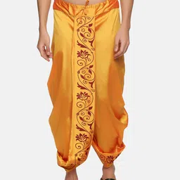 Sethukrishna Men Yellow Printed Dhoti-image-39