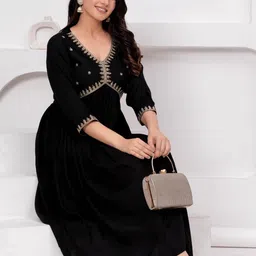 LAKSHAY FASHION Women Anarkali Kurtas-picture-30