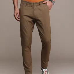 French Connection Men Solid Slim Fit Mid-rise Chinos-image-6