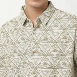 Bewakoof Brown Relaxed Fit Printed Casual Shirt image 5