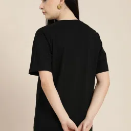 Difference of Opinion Black Graphic Print T-Shirt image 2