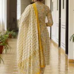 EthniFlair Women Ethnic Motifs Embroidered Empire Aari Work Pure Cotton Kurta with Patiala & With Dupatta image 3