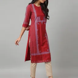 W Red Printed Straight Kurta image 5