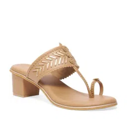Eridani Women's Vaani Beige Toe Ring Sandals-picture-31
