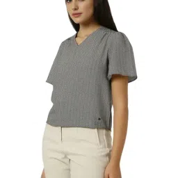 Van Heusen Black Chevron Top image 3