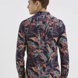 ROCKING SWAMY Men Floral Printed Regular Fit Spread Collar Casual Shirt image 2