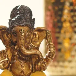 Pure Home and Living Gold, Yellow Polyester Showpieces & Figurines image 2