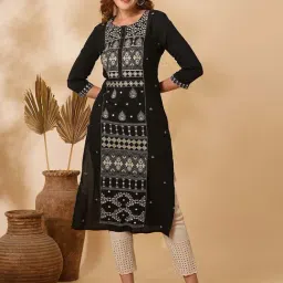 Fashor Black Embroidered Straight Kurta-image-62