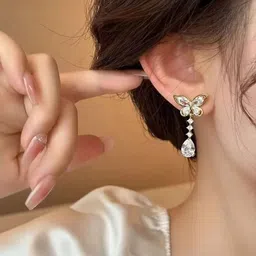 SUYUG Contemporary Drop Earrings image 2