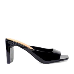 Moda-X Women's Black Casual Sandals image 1