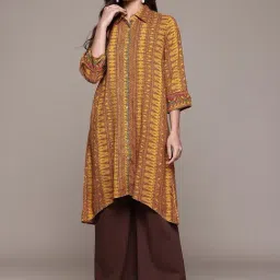 Aarke Ritu Kumar Yellow Geometric Print Kurta-image-76