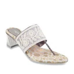 Metro Women's Grey T-Strap Sandals image 2