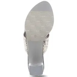 Metro Women's Grey T-Strap Sandals image 5