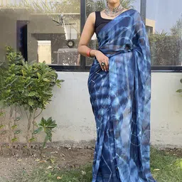 DIVASTRI Women Blue Sarees-picture-38