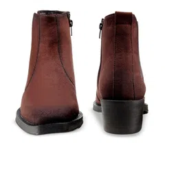 Bxxy Men Round Toe Chelsea Boots image 4