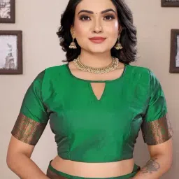 Elora Dark Green Woven Design Saree With Unstitched Blouse image 4