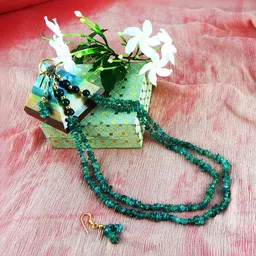 Jaya Vision Jewelry Gold-Plated Beaded Studded Jewellery Set image 2