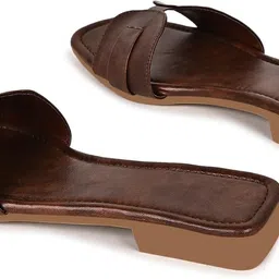 shoestail Women's Embellished Flat Fashion Sandals image 5