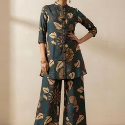 Kaftanize Printed Mandarin Collar Tunic & Trousers Co-Ords-picture-30
