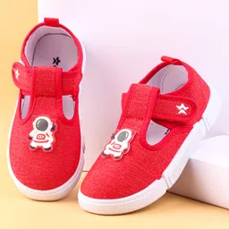 Cute Walk by Babyhug Casual Shoes with Velcro Closure & Astronaut Patch - Red-picture-22