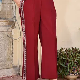 VIBE VISION Floral Embroidered Mandarin Collar Tunic & Trouser image 4