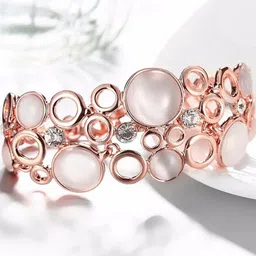 Shayna Gold-Plated Alloy Bracelet image 4